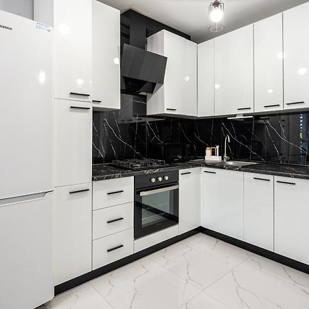 Avalon Time Apartment Lwów Zewnętrze zdjęcie